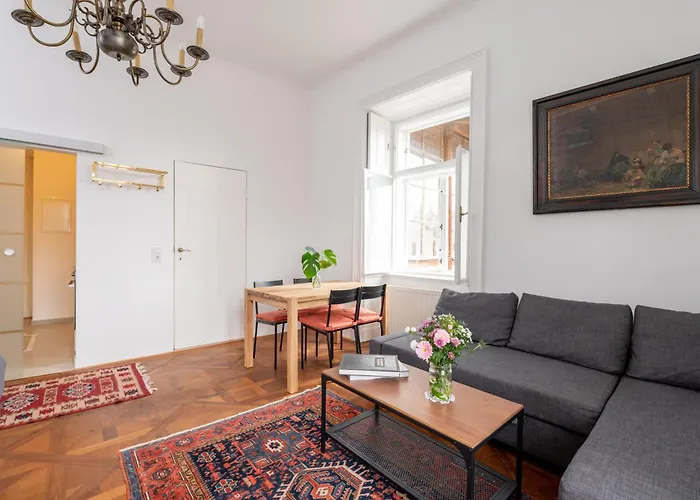 Small With 24-hour Check-in * Schwechat