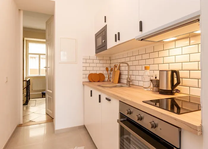 Small With 24-hour Check-in Lejlighed Schwechat